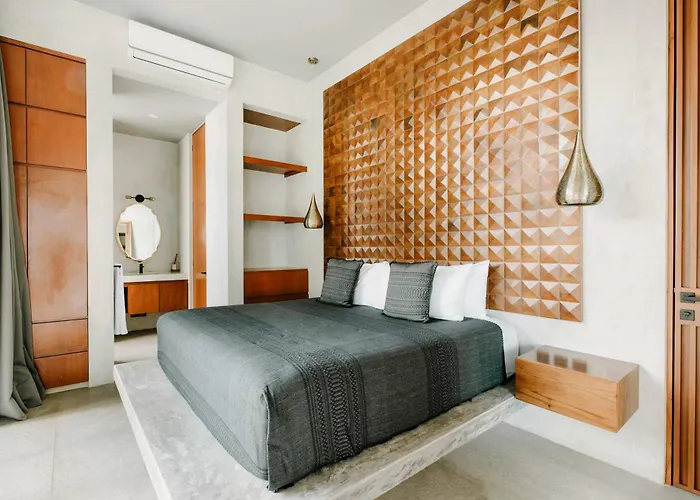 Casa Don Rey - Tulum's Largest Mansion - Villa