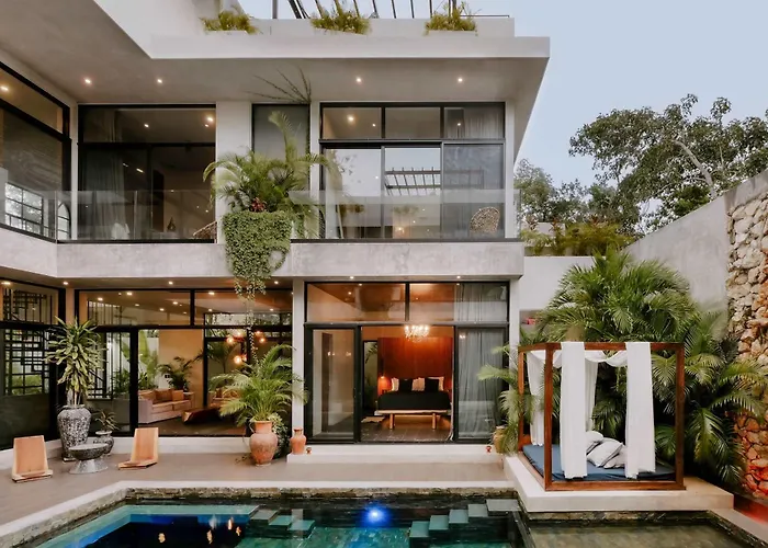 Casa Don Rey - Tulum's Largest Mansion - Villa