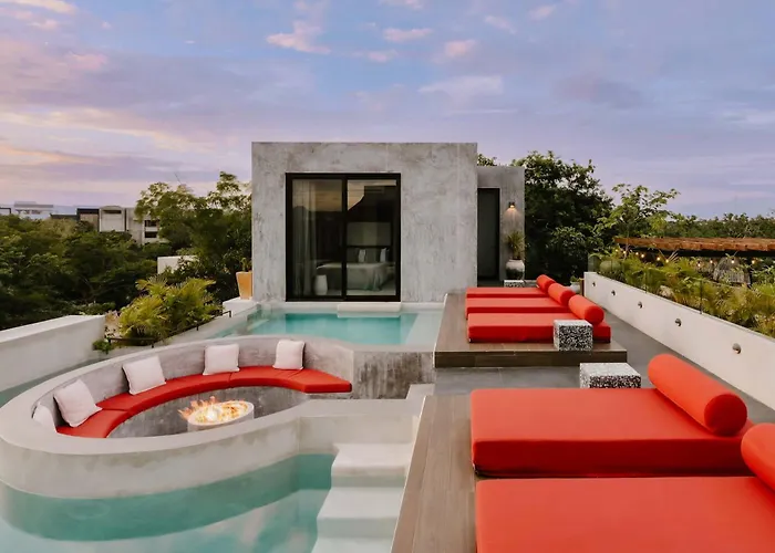 Casa Don Rey - Tulum's Largest Mansion - Villa